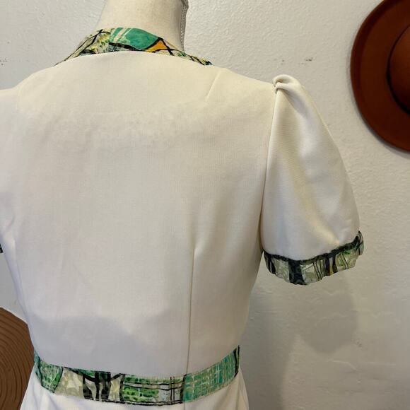 Handmade Vintage 1960s Mod Bow Embellished Short Sleeve Blouse - XS - Picture 7 of 15